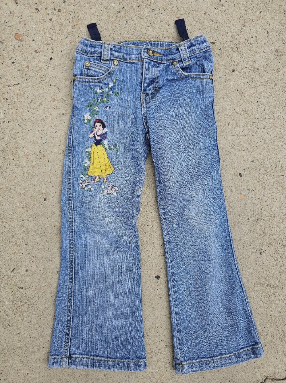 90s Disney Store Snow White‎ Girls Jeans Denim Pants Size 5 Boot Cut Embroidered